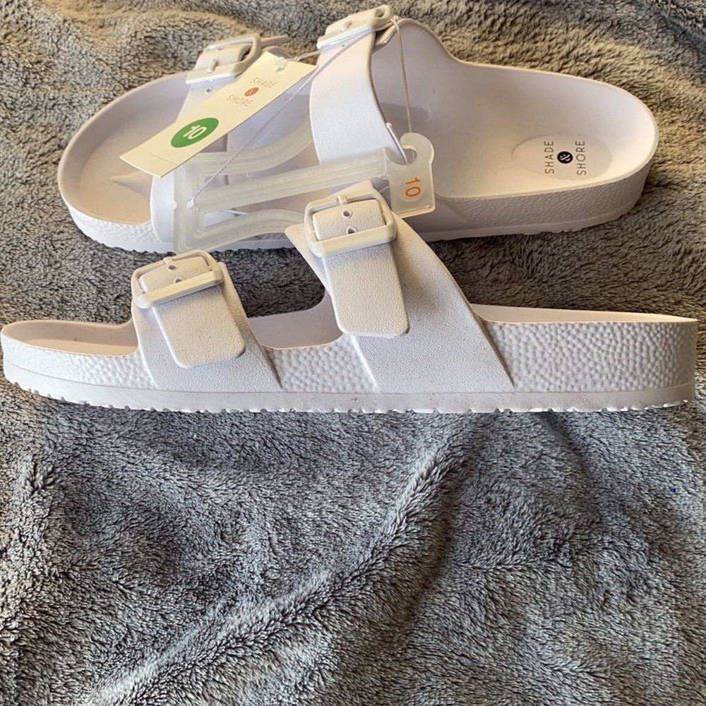 📍NWT📍Shade & Shore by Target White Sandals